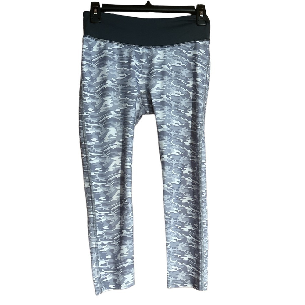 PRISMSPORT x Equinox Camo Grey Silver Leggings | Size XS